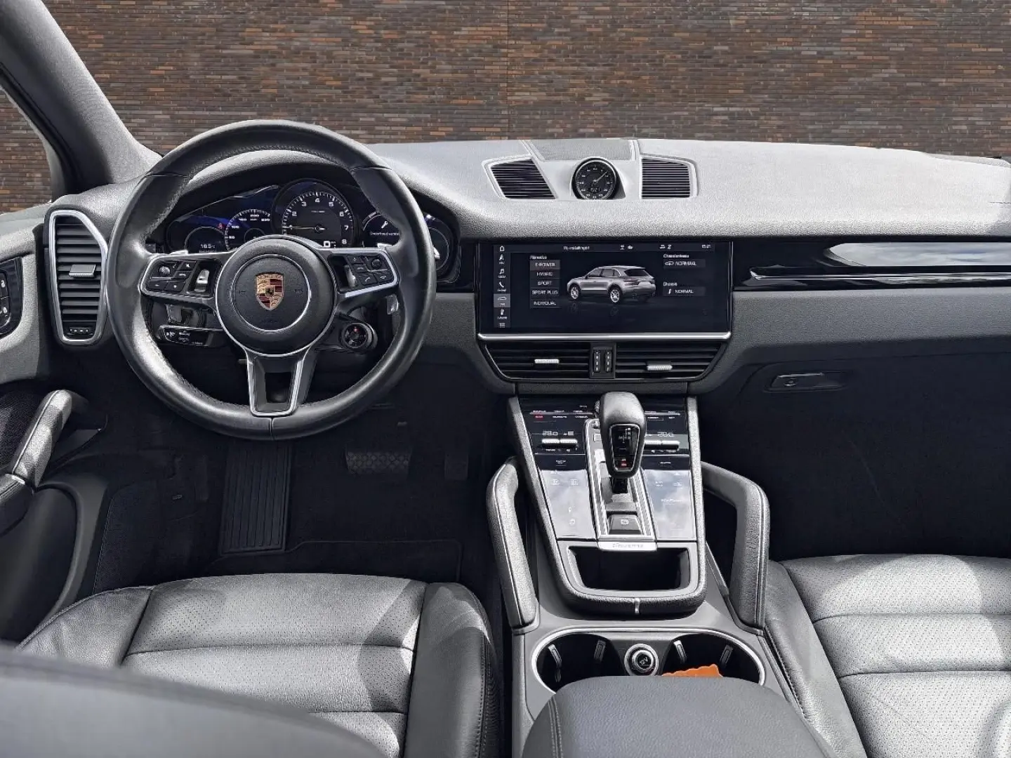 Cayenne 3.0 E-Hybrid PANOD LED NAVI LEDER