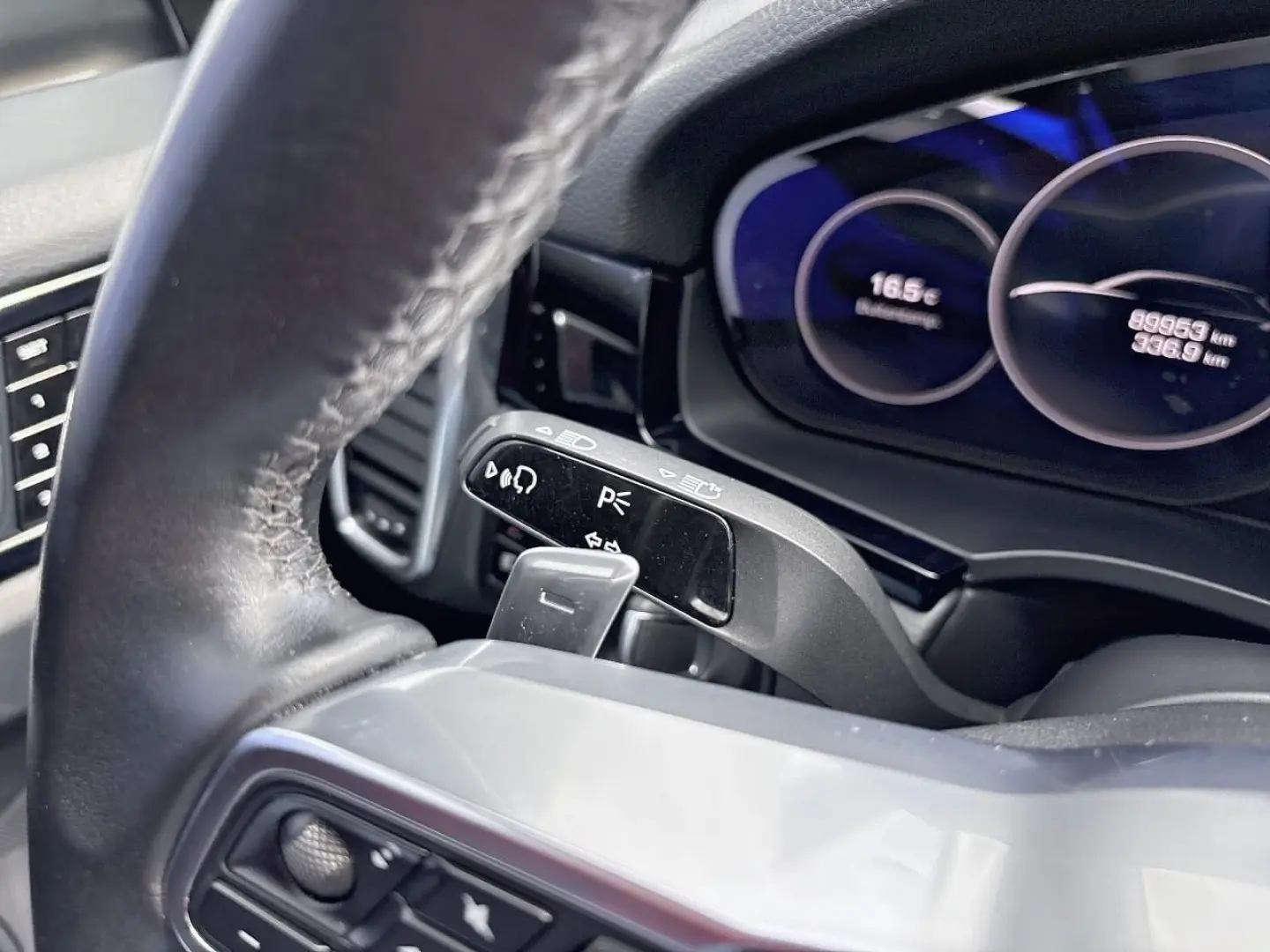 Cayenne 3.0 E-Hybrid PANOD LED NAVI LEDER