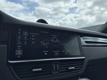 Cayenne 3.0 E-Hybrid PANOD LED NAVI LEDER