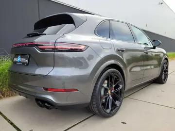 Cayenne S HYBRID*FULL!*SPORTDESIGNPAKKET*ACC*BOS