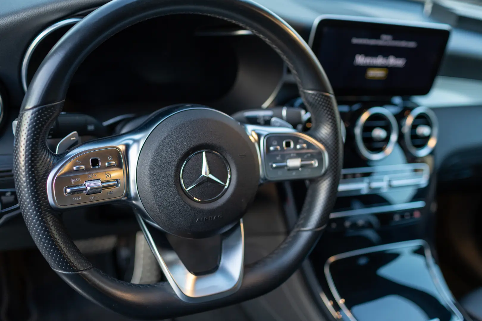 GLC 300e 4M AMG Line | Led | Night | Burm | Keyless