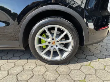 Cayenne E-Hybrid LUFT PANO AHK SURROUND VIEW