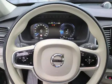 XC90 T8 Inscription Recharge Plug-In Hybrid AWD