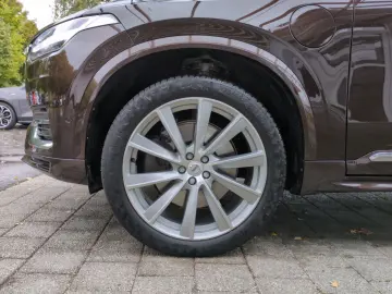XC90 T8 Inscription Recharge Plug-In Hybrid AWD