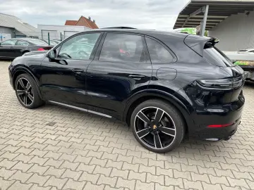 Cayenne E-Hybrid Sport Design   Chrono 1.Hand