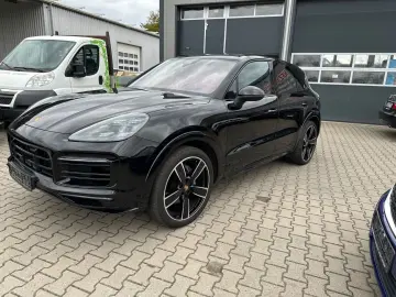 Cayenne E-Hybrid Sport Design + Chrono 1.Hand