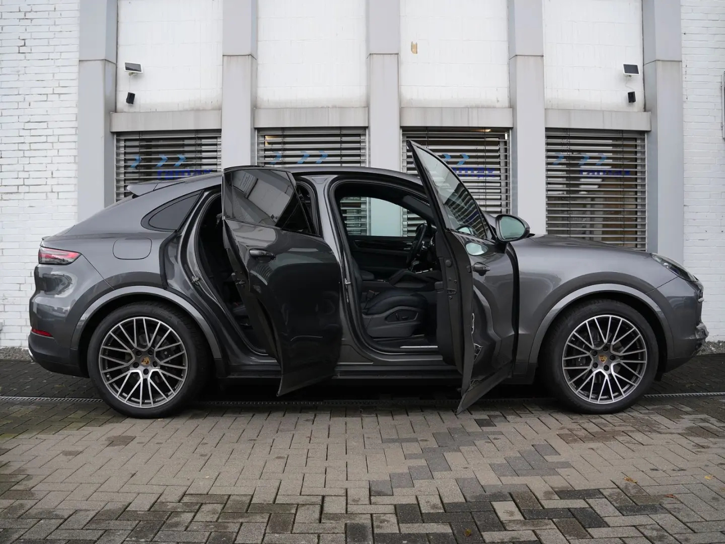 Cayenne Coupé LUFTF.-PANO-STANDHEIZUNG-AHK-21