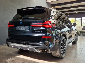 X5 50e xDrive M-Sport*HUD*Pano*360°Kamera*AHK*