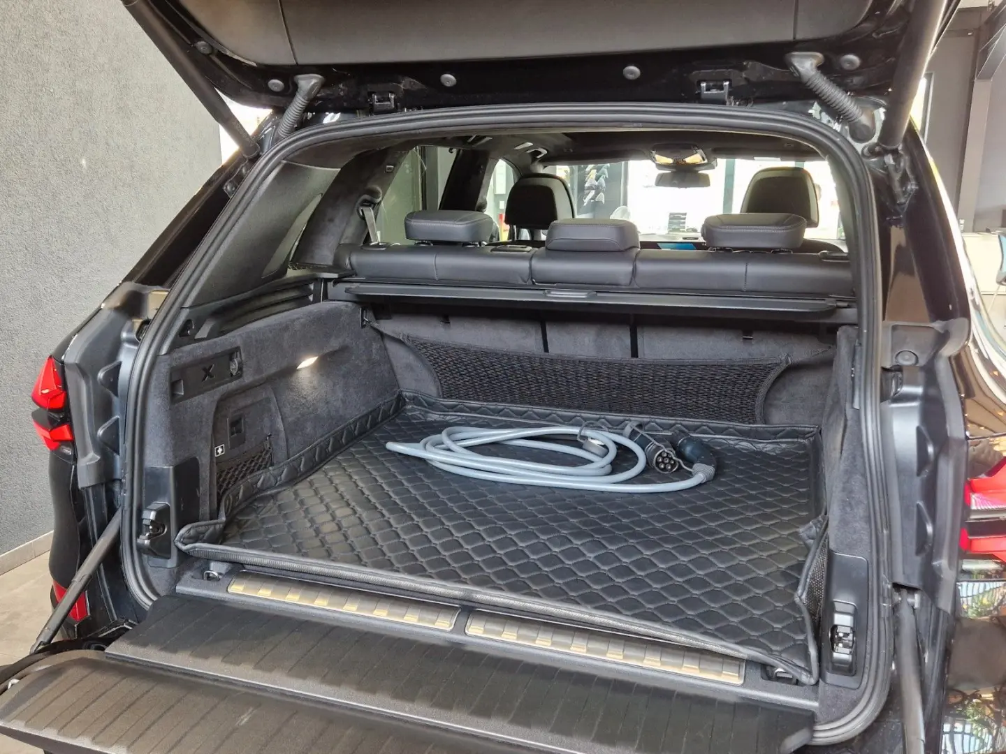 X5 50e xDrive M-Sport*HUD*Pano*360°Kamera*AHK*