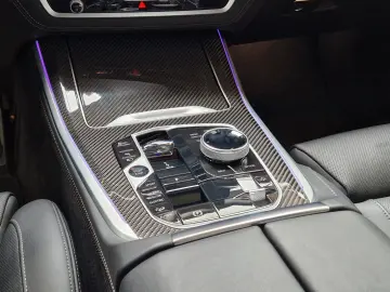 X5 50e xDrive M-Sport*HUD*Pano*360°Kamera*AHK*