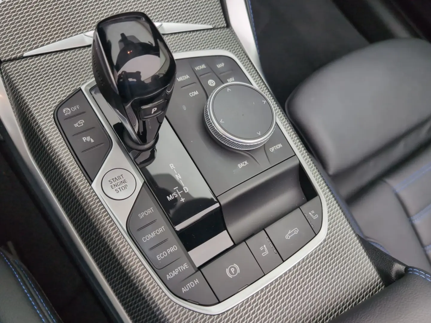 M440i xDrive Cabrio LiveCockpitProf Kamera HiFi