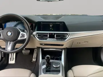 M440i xDrive Cabrio Harman/K LiveCockpitProf