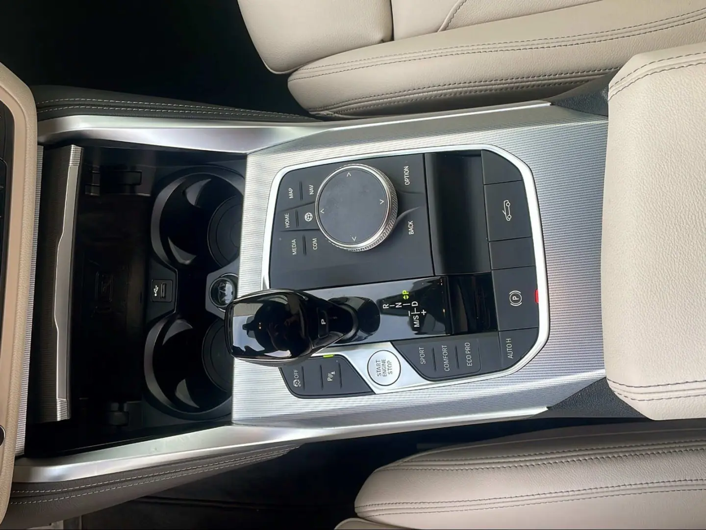 M440i xDrive Cabrio Harman/K LiveCockpitProf
