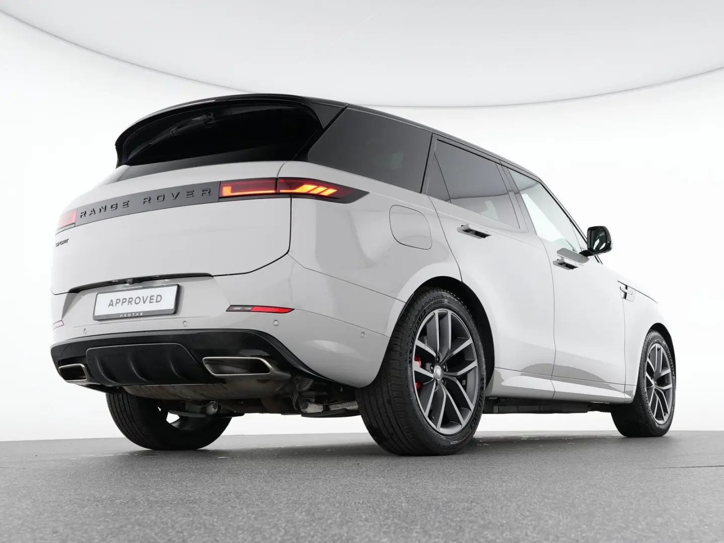 Range Rover Sport P460e Dynamic HSE 22
