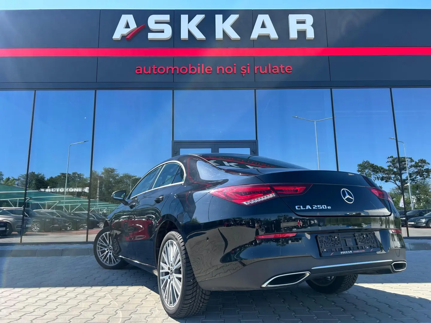 Mercedes-Benz CLA 250 e 8G-DCT AMG Line Advanced Plus 2021