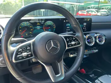 Mercedes-Benz CLA 250 e 8G-DCT AMG Line Advanced Plus 2021
