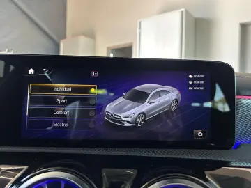 Mercedes-Benz CLA 250 e 8G-DCT AMG Line Advanced Plus 2021