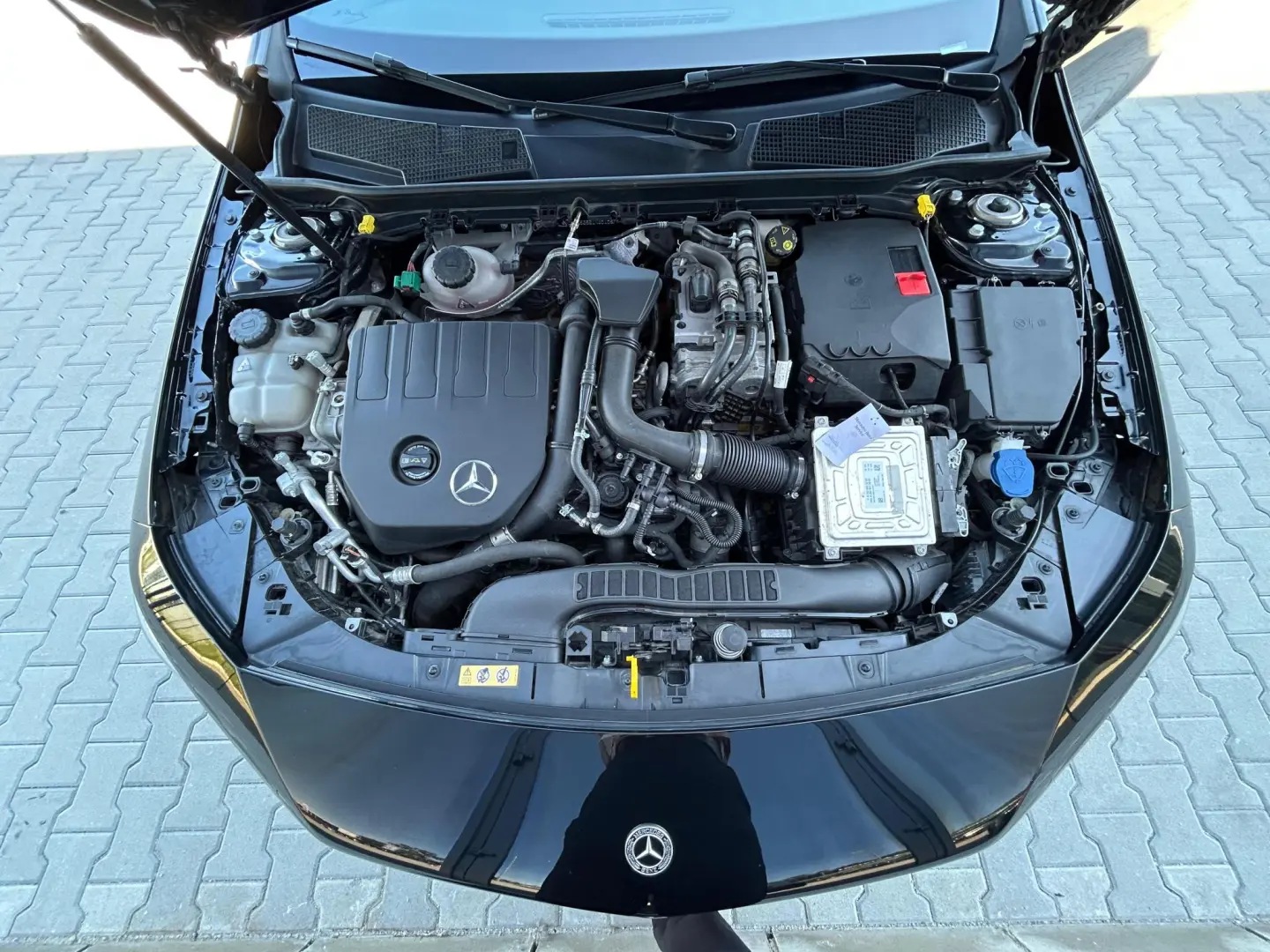Mercedes-Benz CLA 250 e 8G-DCT AMG Line Advanced Plus 2021