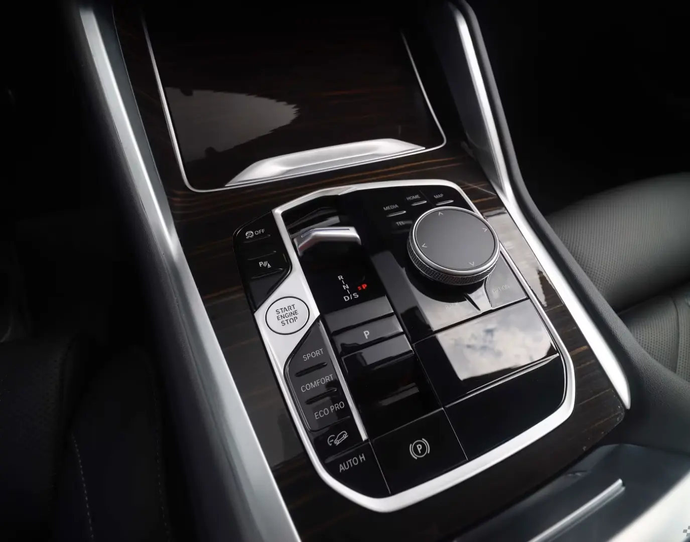 BMW X6 30D / M-SPORT-PRO / PANO / HIFI