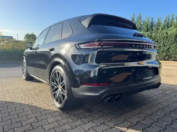 Porsche Cayenne E-Hybrid*AFIȘAJ PASAGER*SUSPENSION
