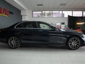 Mercedes Benz E220d