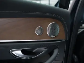 Mercedes Benz E220d