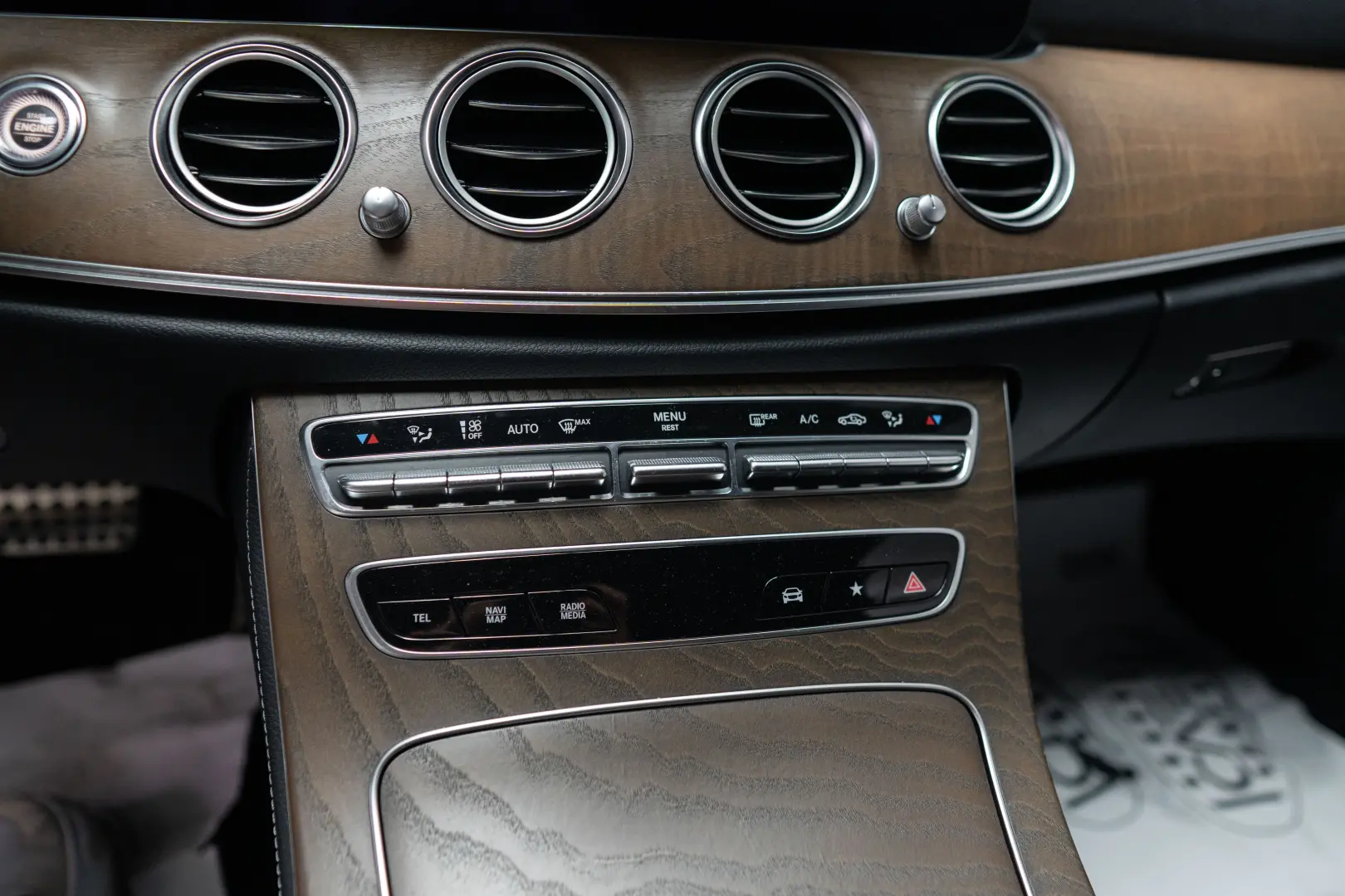 Mercedes Benz E220d