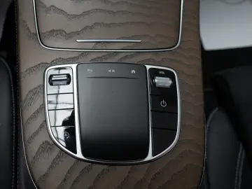 Mercedes Benz E220d