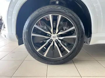 XC90 T8 Core Bright Recharge AWD ACC BLIS Kamera