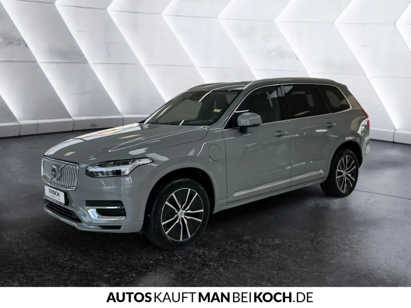 XC90 T8 AWD Core Plug-In BLIS Kamera Leder uvm.