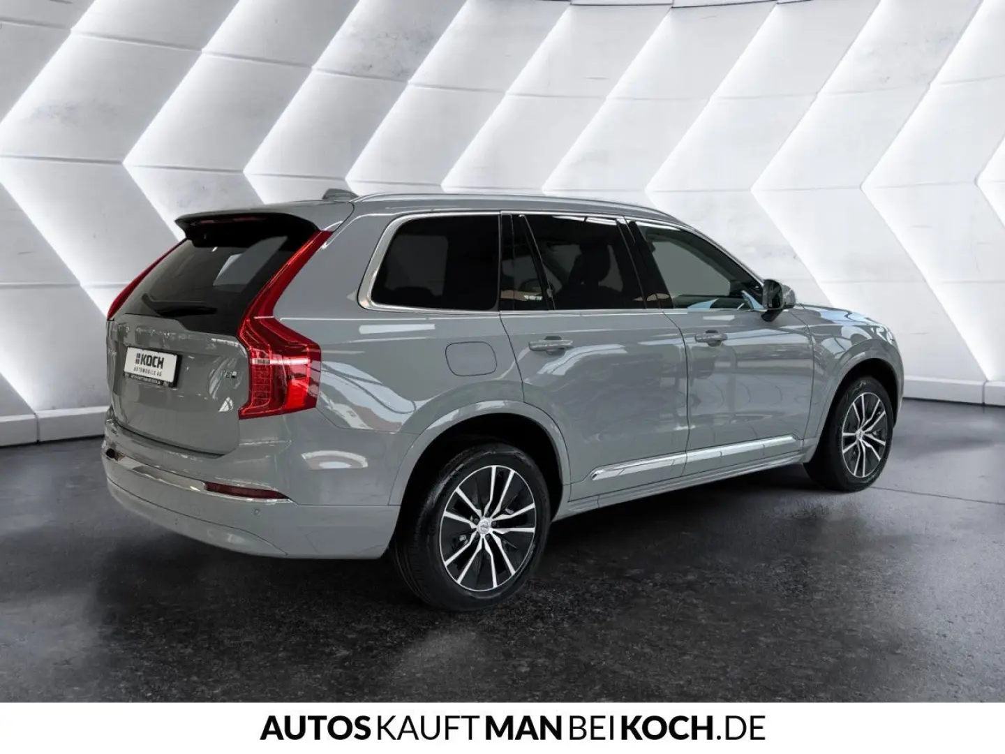 XC90 T8 AWD Core Plug-In BLIS Kamera Leder uvm.