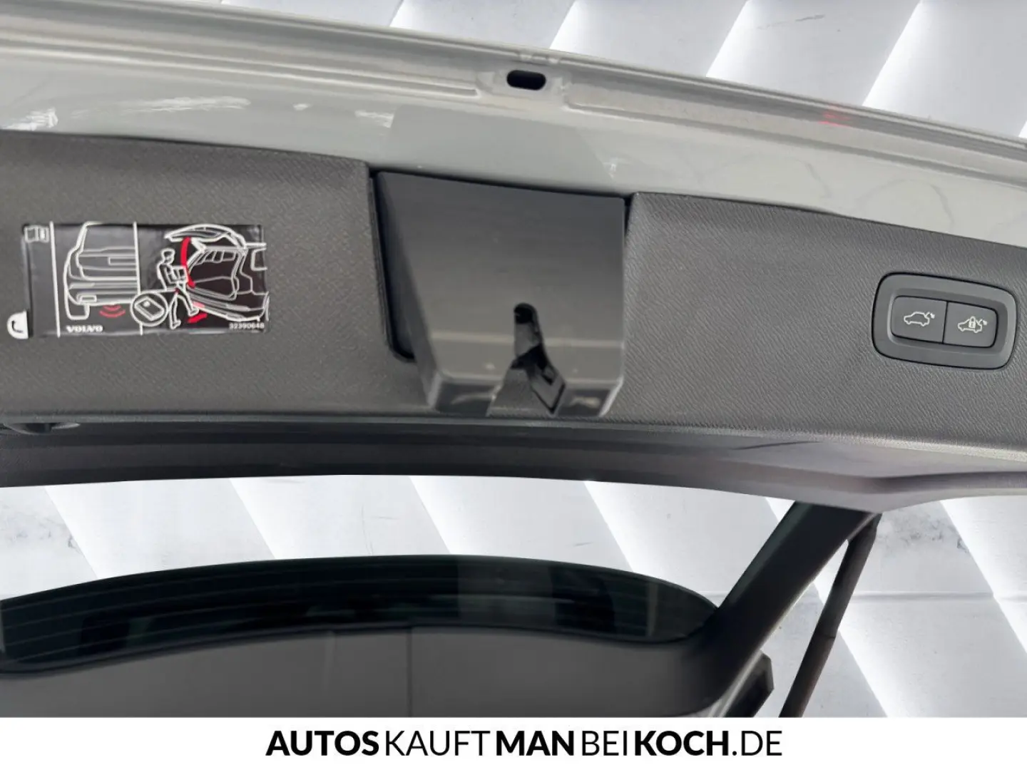 XC90 T8 AWD Core Plug-In BLIS Kamera Leder uvm.