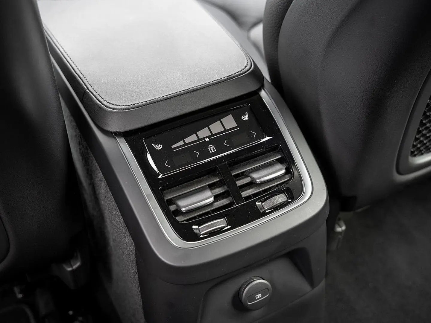 XC90 T8 AWD Bright