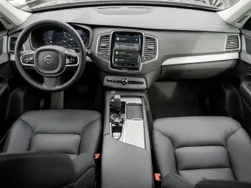 XC90 T8 AWD Bright