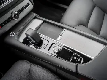 XC90 T8 AWD Bright