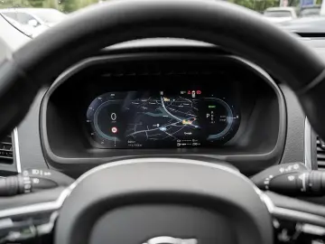 XC90 T8 AWD Bright