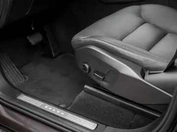 XC90 T8 AWD Bright