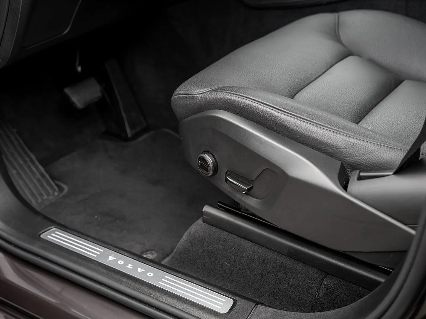 XC90 T8 AWD Bright