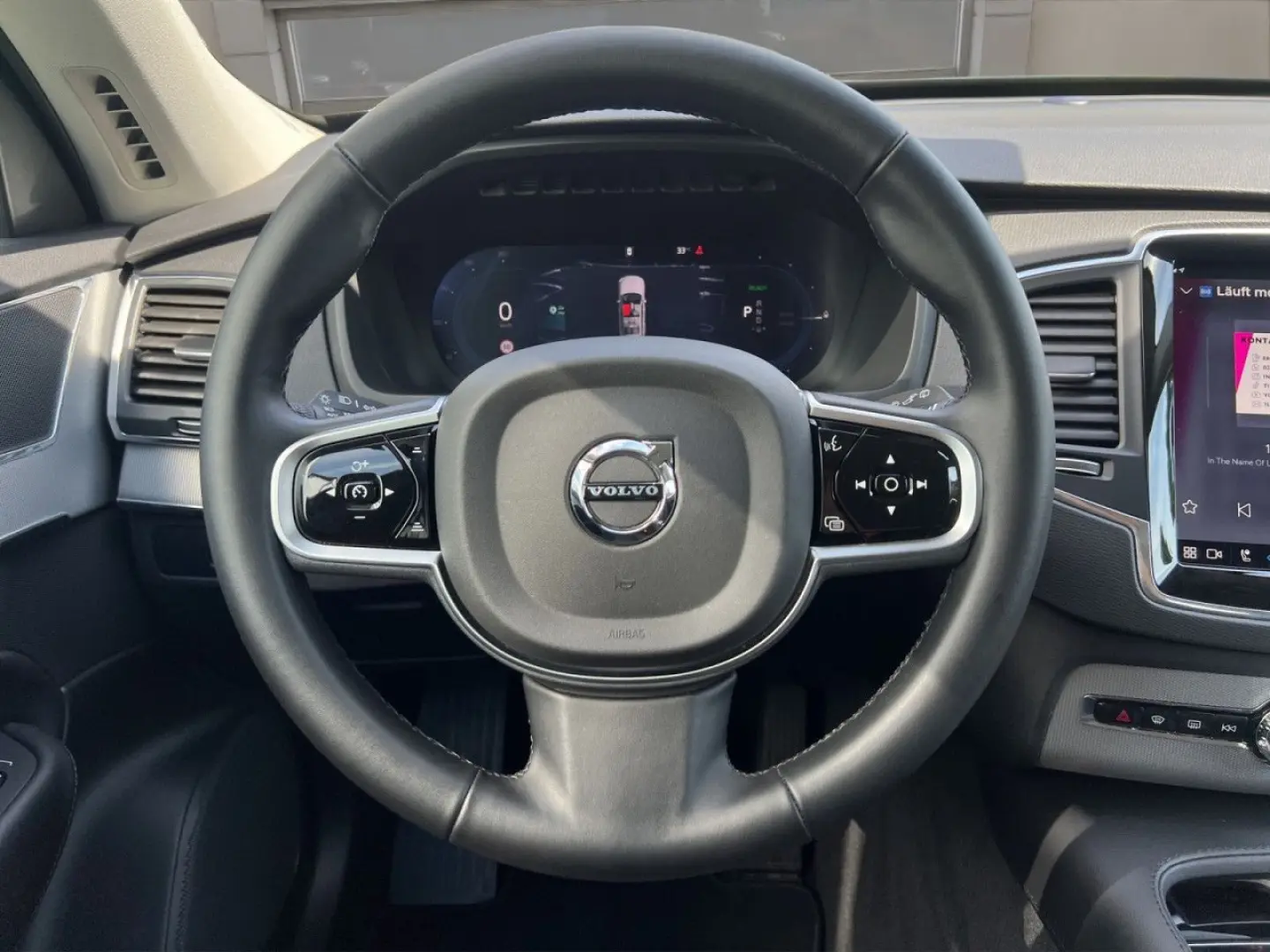 XC90 T8 AWD Plug-in Core Bright LED NAVI KAMERA