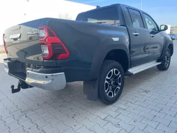 Hilux DC Executive VIP 2,8 Autm. Leder,360°,AHK