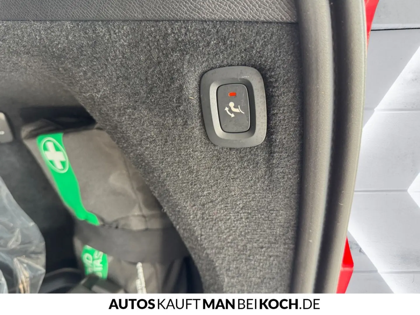 XC90 T8 AWD Plug-In Harman AHK BLIS Voll-LED