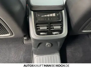 XC90 T8 AWD Plug-In Harman AHK BLIS Voll-LED