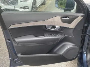 XC 90 Plus Bright AWD Bluetooth LED Klima