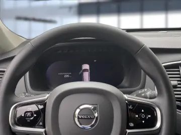 XC 90 Plus Bright AWD Bluetooth LED Klima