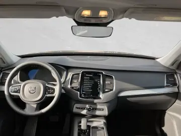 XC90 T8 AWD Core Automatik 7-Sitzer  ACC BLIS