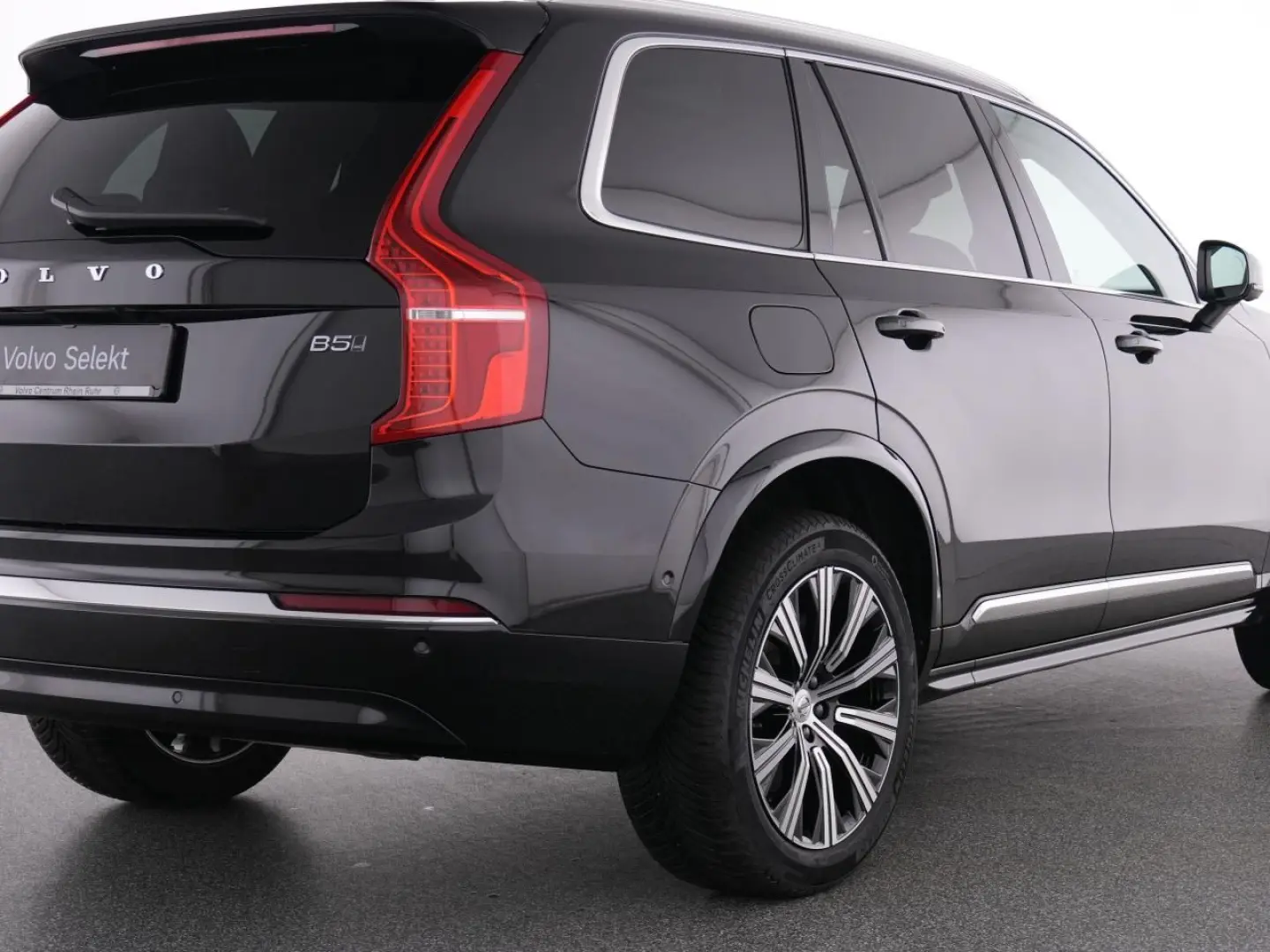 XC90 B5 AWD PLUS BRIGHT LICHTPAK+360°+PANO+NAVI