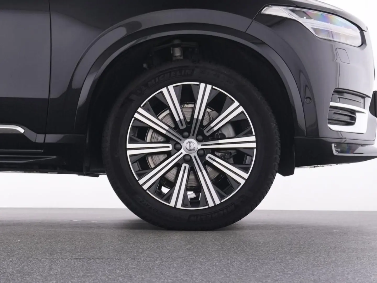 XC90 B5 AWD PLUS BRIGHT LICHTPAK+360°+PANO+NAVI