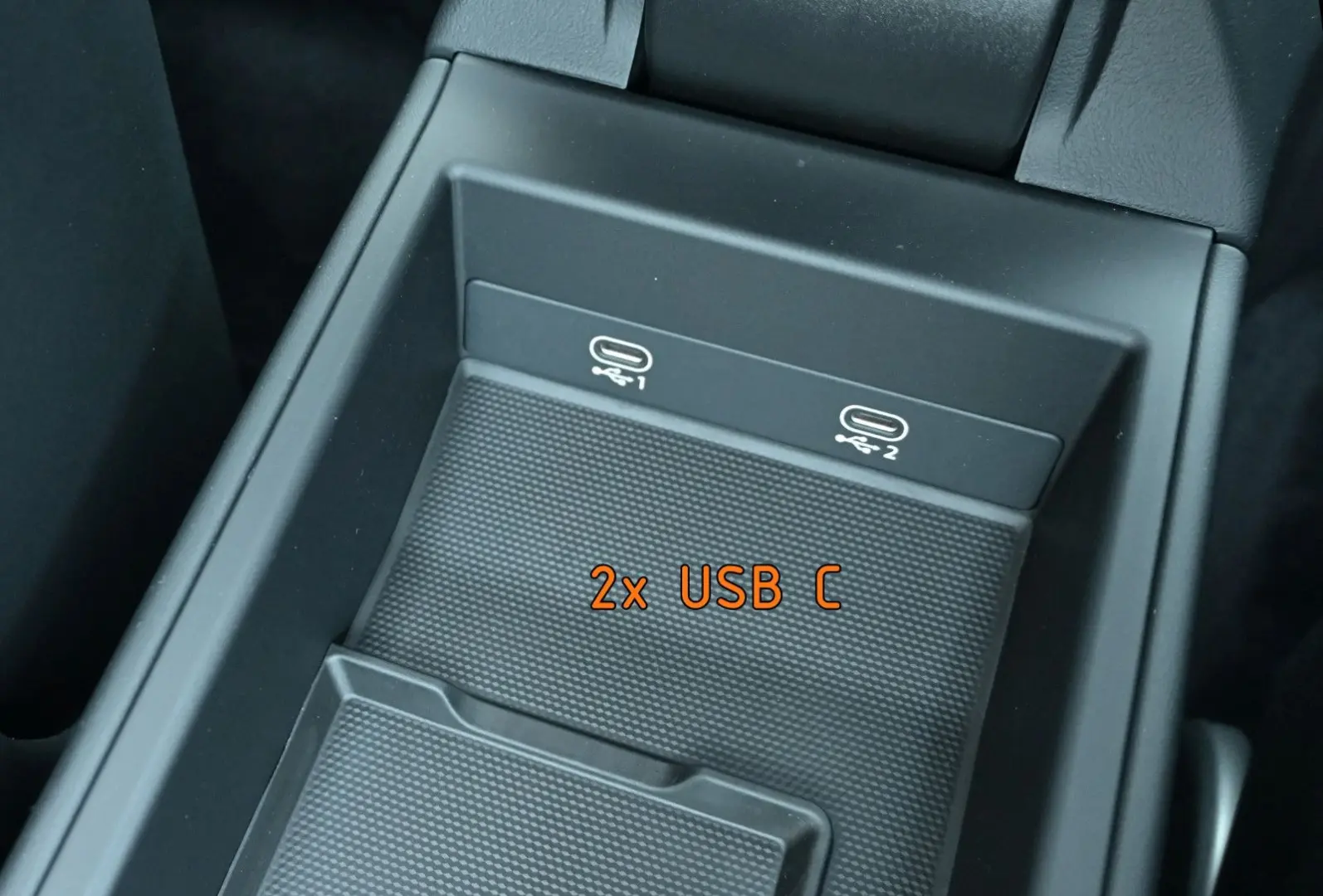 911 992 Carrera 4S Coupé °SPORT DESIGN°ACC°BOSE°