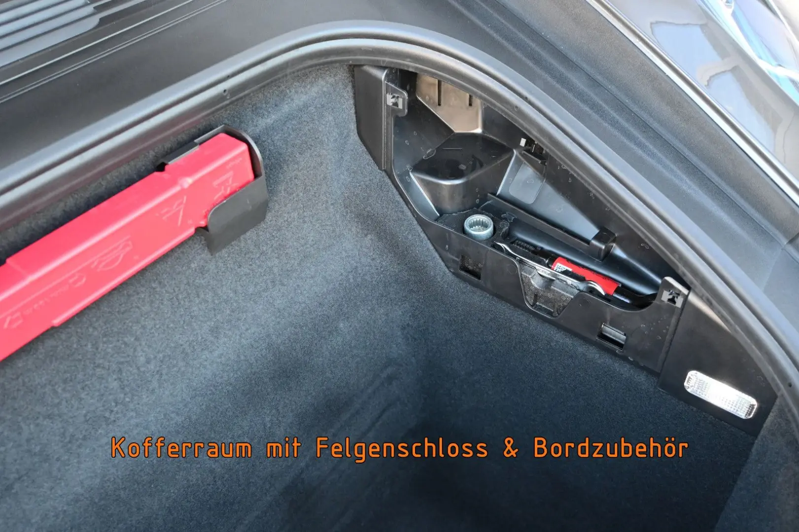 911 992 Carrera 4S Coupé °SPORT DESIGN°ACC°BOSE°