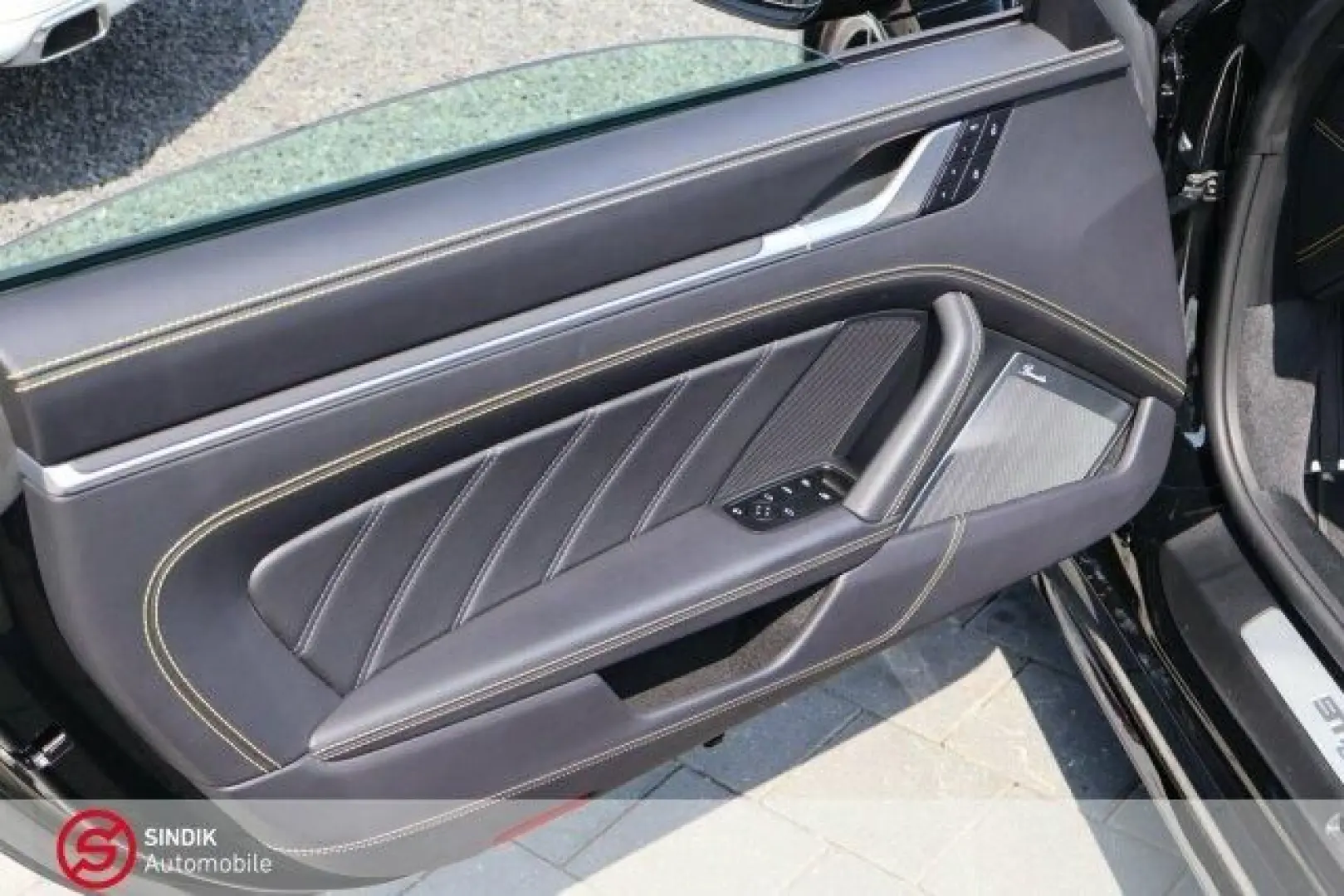 992 - 911 Carrera 3.8 Turbo S cabrio BURMESTER
